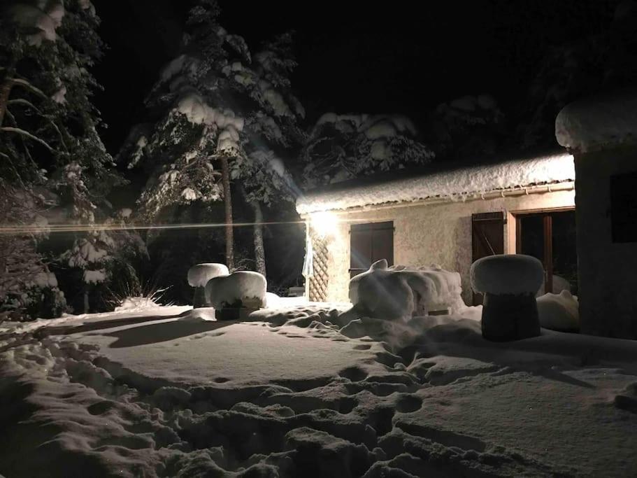 Les Rocailles Villa Valderoure Exteriör bild